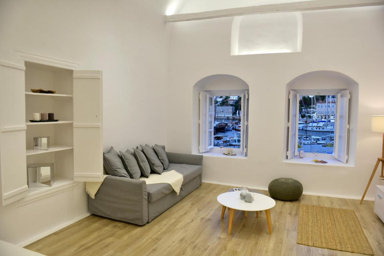 Hydra Hospitality Port Apartment Eksteriør bilde